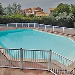 Lagrange Le Scarlett Aparthotel 3*