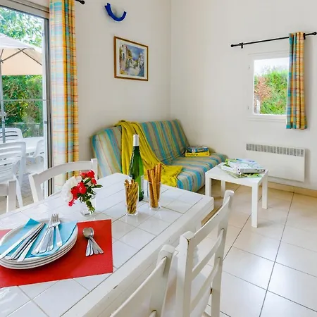 Lagrange Le Scarlett Aparthotel 3*