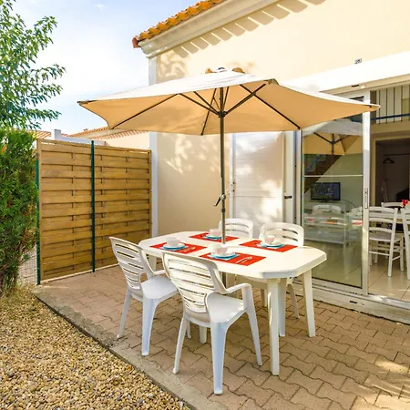 Aparthotel Lagrange Le Scarlett Palavas-les-Flots