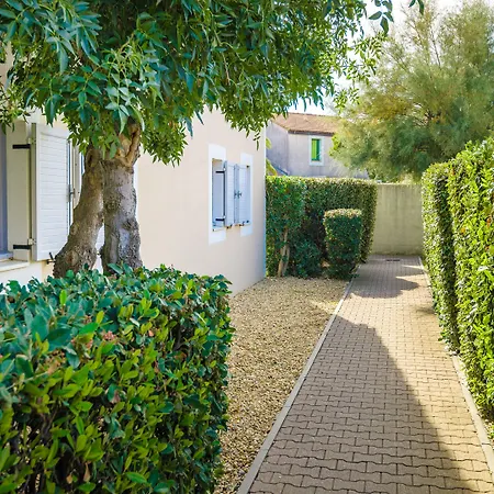 Aparthotel Lagrange Le Scarlett Palavas-les-Flots